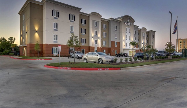 Candlewood Suites College Station At University by IHG