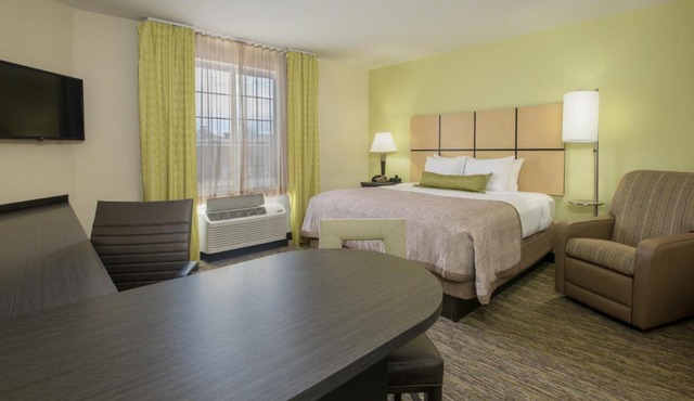 Candlewood Suites Del City by IHG