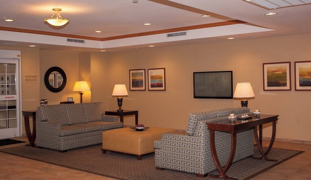 Candlewood Suites Logan by IHG