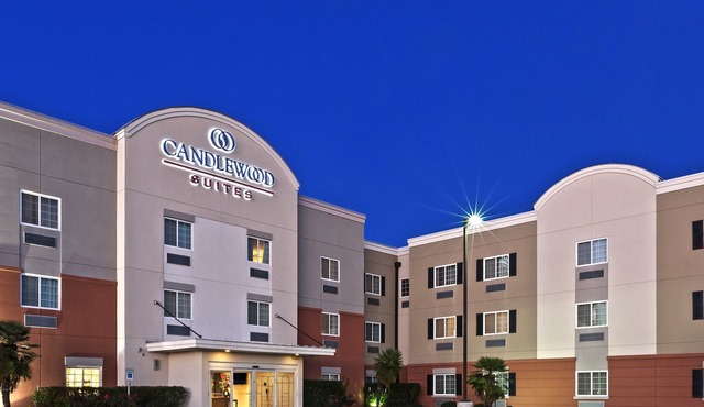 Candlewood Suites Pearland by IHG