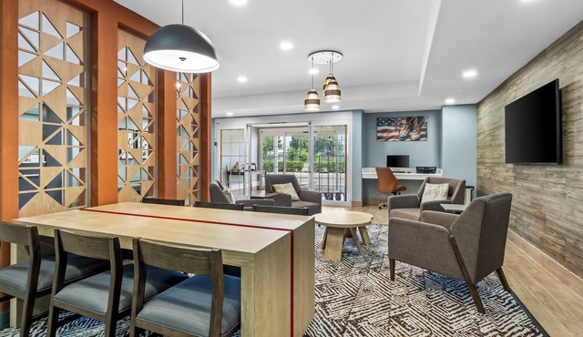 Candlewood Suites VICTORIA by IHG