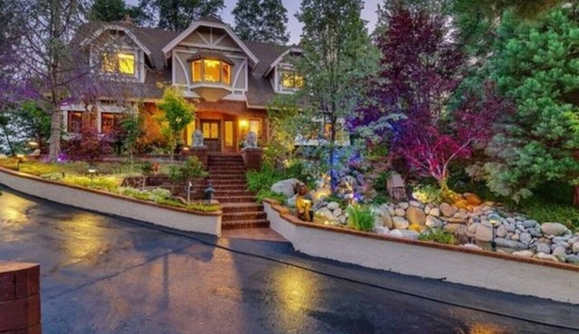 Candyland Estate,Guest house,Indoor Spa, Sauna and Dock for Swimming and Fishing
