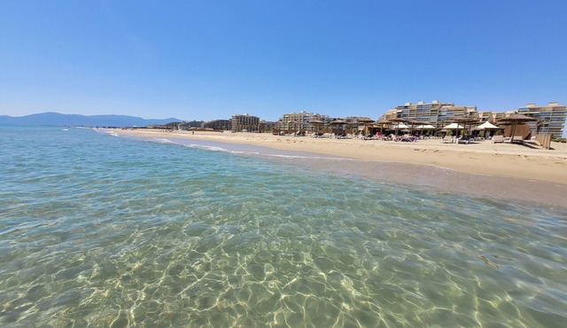 Canet-en-Roussillon: T2 for 5, sea view, near beach