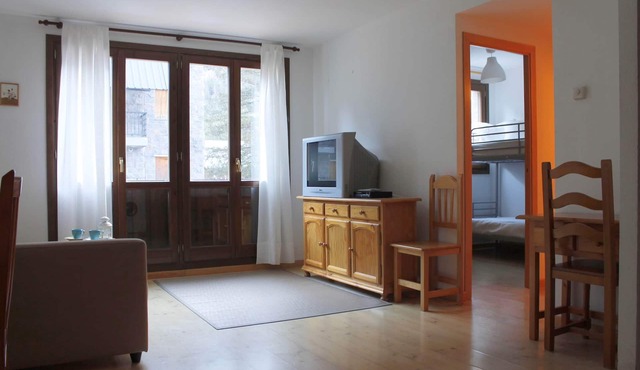 Canfranc Estación Apartment in the Aragonese Pyrenees