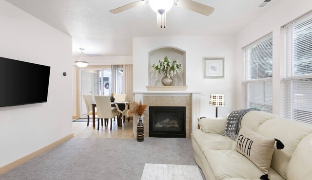 Canldewood Loft in Central Boise