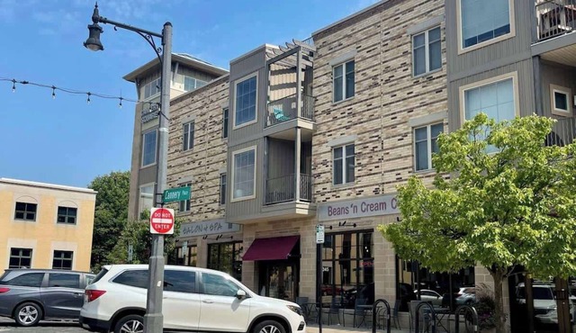 Cannery Square Short Term Rentals -104 by Patriot