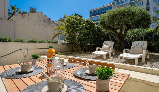 Cannes Bay by Interhome