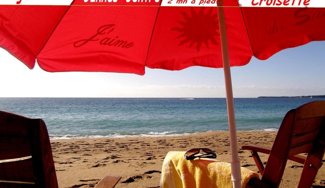 Cannes Beach. Appart UP Seaview 36 m2. Top Design. Pr. Center. Pool, Private,