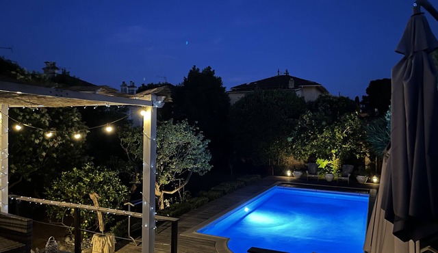 Cannes charming villa swimming pool garden 1,7 kms from sea and beaches Croisett