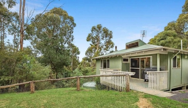 Canobolas Mountain Two-Bedroom Cabin 2