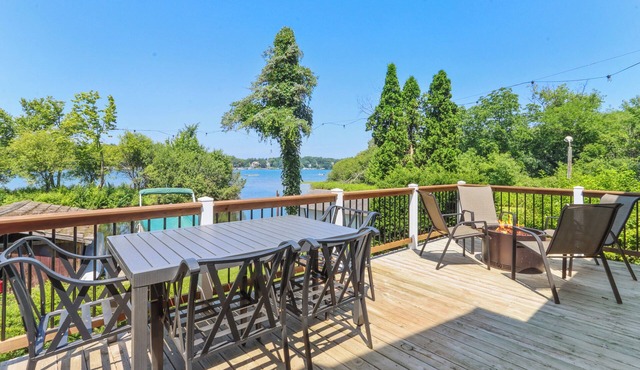 Canoes & Dock: Waterfront Retreat on Lake Beulah!