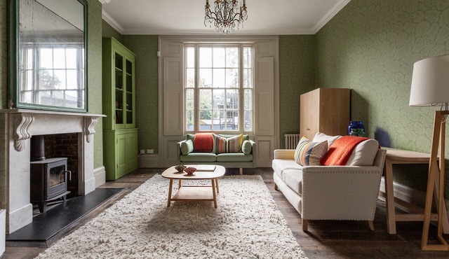 Canonbury Park North II by onefinestay