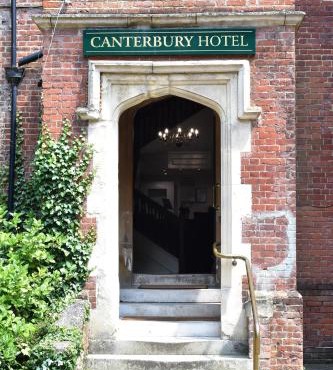 Canterbury Hotel Cottages and Apartment's