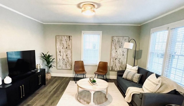 Canton Charmer - Modern 2BR Bungalow