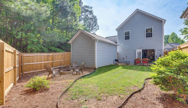 Canton Home w/Fenced Yard: 6 Mi to Lake Allatoona