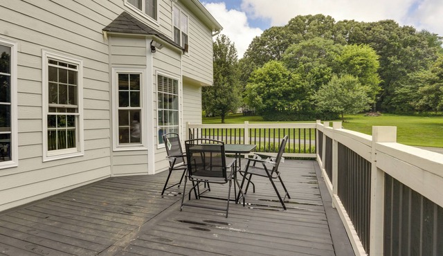 Canton Oasis: Private Deck & Relaxing Pool Area!