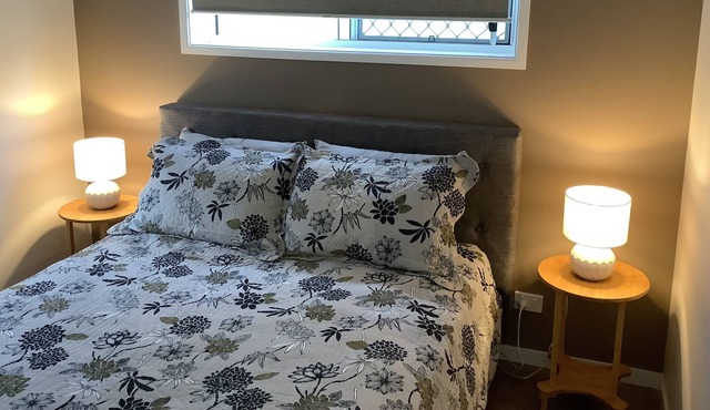 Canungra Valley Views 1BR Guesthoust with Patio