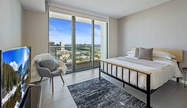 Canvas Condo
