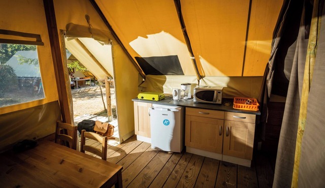 Canvas hut near Etang de Thau! Book on : https:/www.lou-labech.fr/