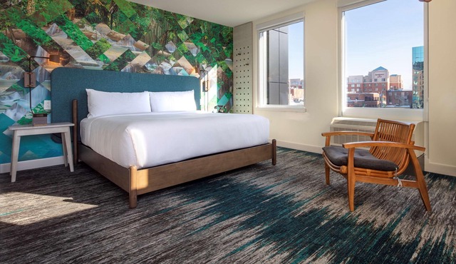 Canvas Moncton, Tapestry Collection by Hilton