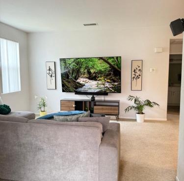 Canyon Country Cozy Apartment, Pool and Jacuzzi