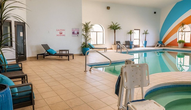 Canyon de Chelly National Monument Tour! 3 Pet-friendly Units with Breakfast!