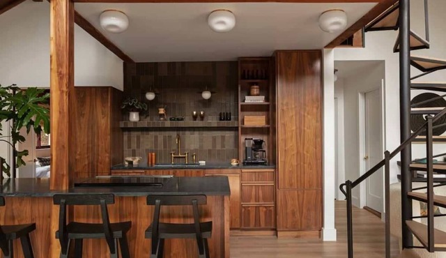 Canyon Grove - Secluded lake retreat