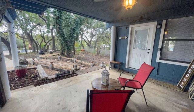 Canyon Lake Loft - Minutes from Boat Ramp 2 - South Side of Canyon Lake!