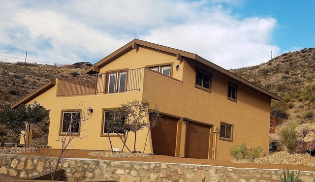 Canyon Vista Home, exclusive neighborhood with magnificent views of White Sands