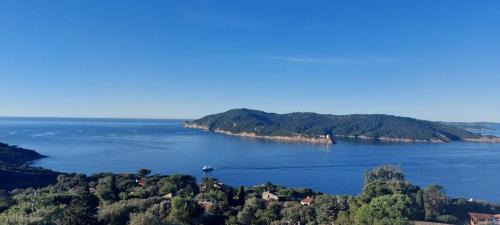 CAP AZUR ILE du LEVANT