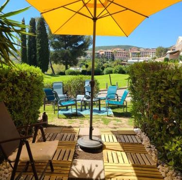 Cap'Azur T2 - Rdj - Vue Golf