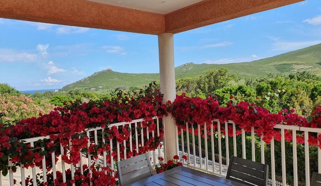CAP CORSE VILLA VUE MER et MONTAGNE