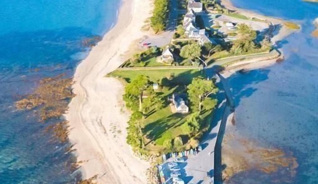 Cap Coz Cottage 500m from the sandy beach