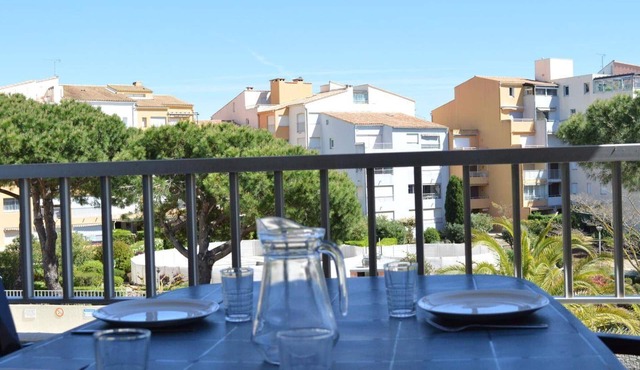 Cap d'Agde: Studio cabin 4 pers, pool, beach 600m, parking