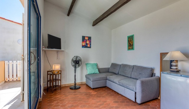 Cap d'Agde T2 Terrace, Sea View, Beach Nearby