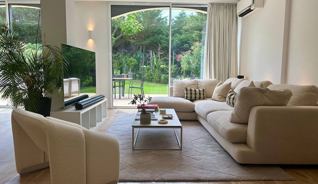 CAP D’ANTIBES COZY CHIC HOUSE W/TENNIS COURT