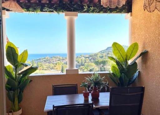 Cap Esterél studio vue mer 5 pers premium place