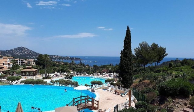 CAP ESTEREL, T2 SEA VIEW 4 sleeps PMR 30M² adapted