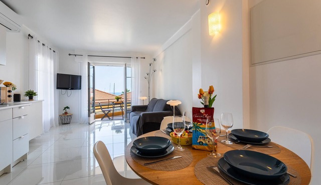 Cap Ferrat View III AP4401 By Riviera Holiday Hom