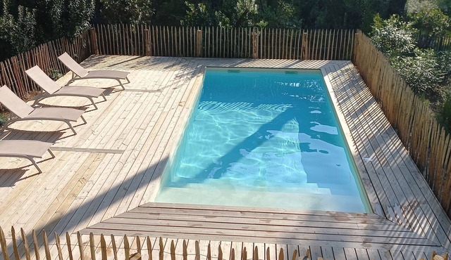 CAP FERRET HOUSE WITH POOL