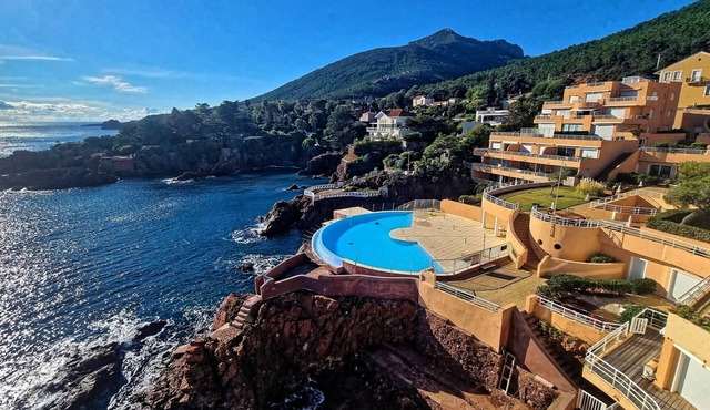 Cap Neree sea pool and garden paradise on earth Le Trayas Cannes Saint-Raphaël