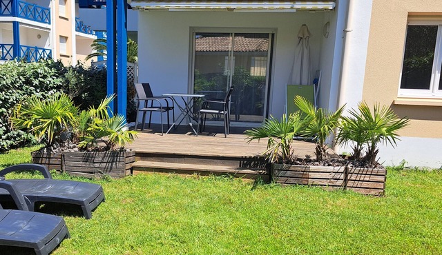 CAPBRETON Appar. T2 closed garden terrace, resid. quiet trees, 150m port