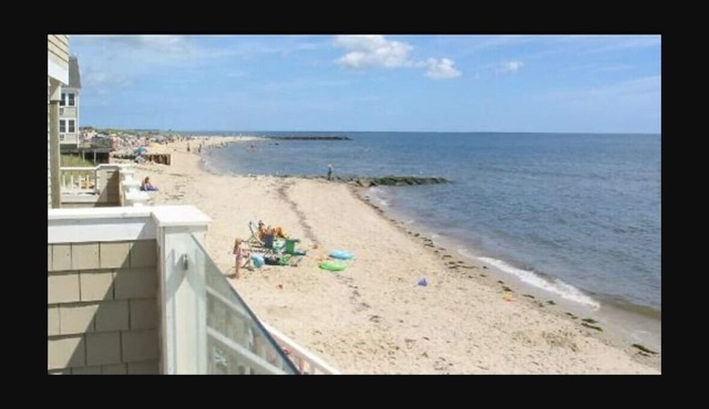Cape Cod Condo 2 balconies. Heated Pool next to Ocean. Private Beach