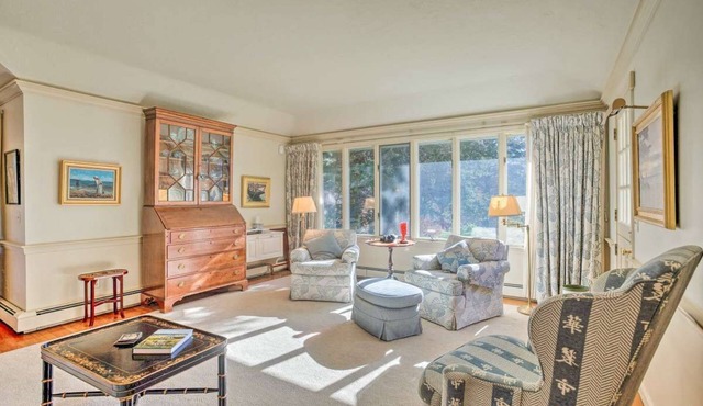 Cape Cod Cottage on Private Family Estate minutes from the Beach,