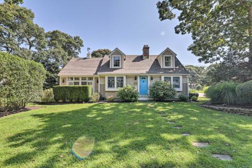 Cape Cod Cottage w/Deck, Grill, & Games!