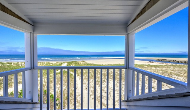 Cape Cod Oceanfront Retreat—Bay & Creek Views