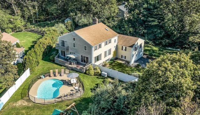 Cape Cod Vacation Haven w/Heated Pool RPAM017