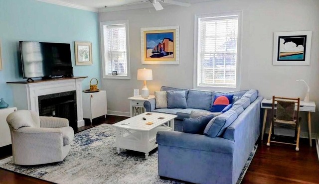 Cape Haven - Condo 1.5 Blocks from Beach