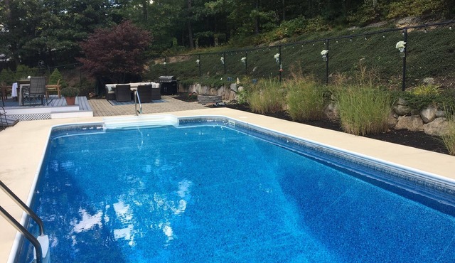 Cape House with Pool