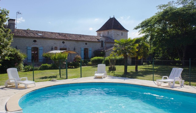 CAPE - maison avec piscine et jacuzzi